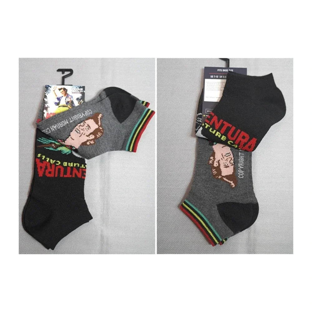 2 Pair One‎ Size ACE VENTURA Low-Cut Socks Size 7-12 Novelty Jim Carey